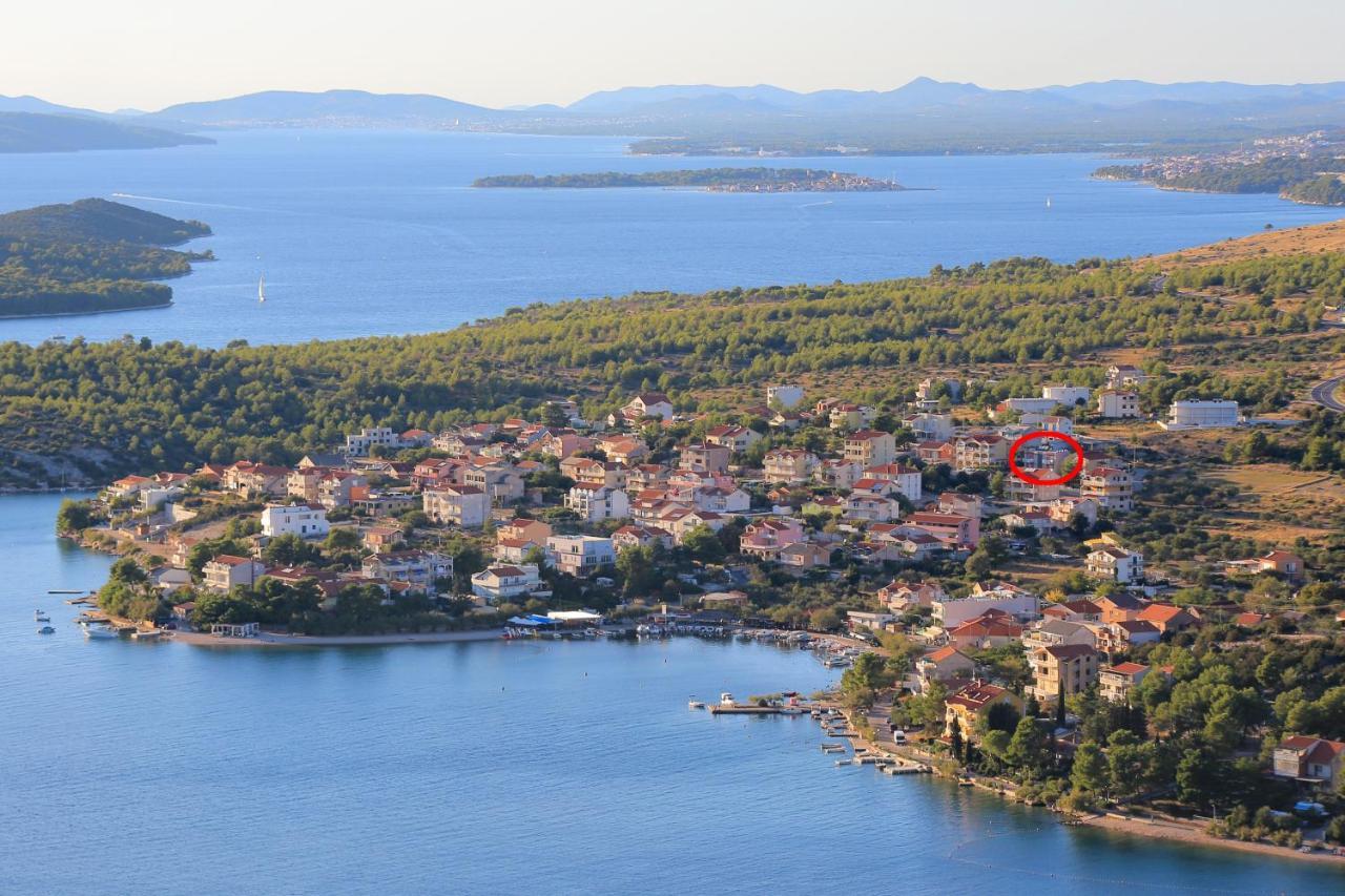 Apartments And Rooms With Parking Space Grebastica, Sibenik - 17831 エクステリア 写真