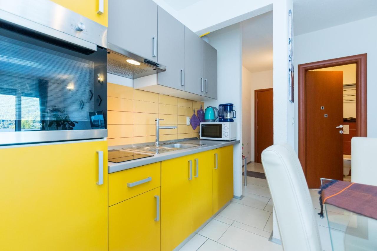 Apartments And Rooms With Parking Space Grebastica, Sibenik - 17831 エクステリア 写真