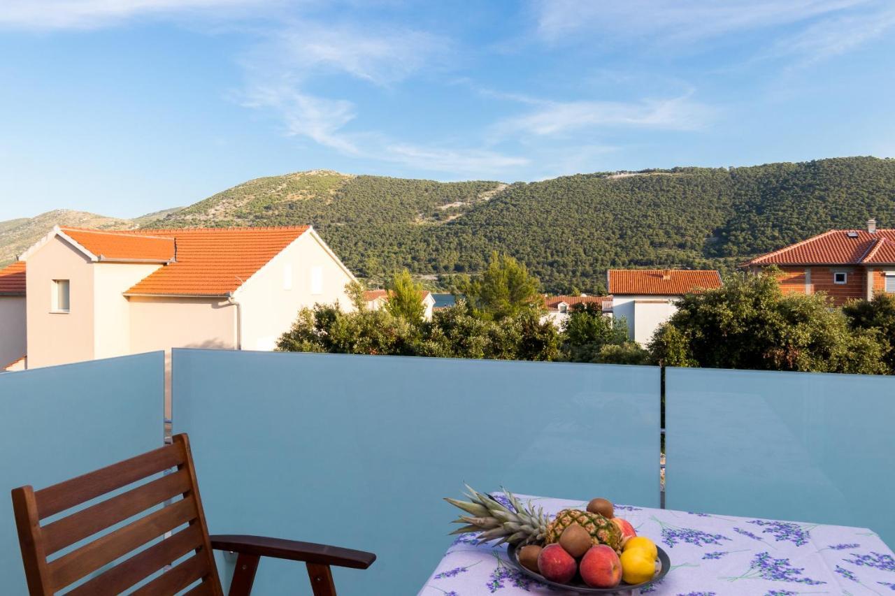 Apartments And Rooms With Parking Space Grebastica, Sibenik - 17831 エクステリア 写真